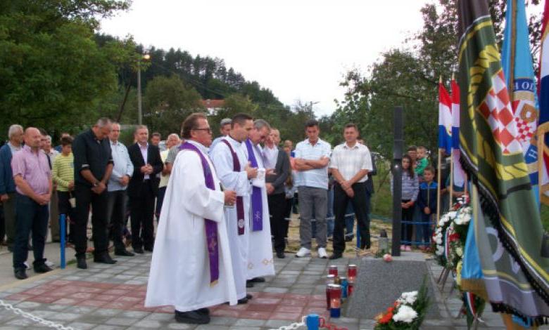 Na današnji dan 1993 postrojbe tzv. Armije BiH odjevene u odore HVO-a ubile 43 Hrvata