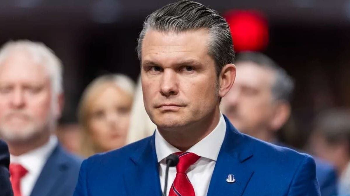 Pete Hegseth dolazi na sasluÅ”anje u Senatu 14. sijeÄnja 2025., suoÄen s optužbama za financijske nepravilnosti i neprimjereno ponaÅ”anje.