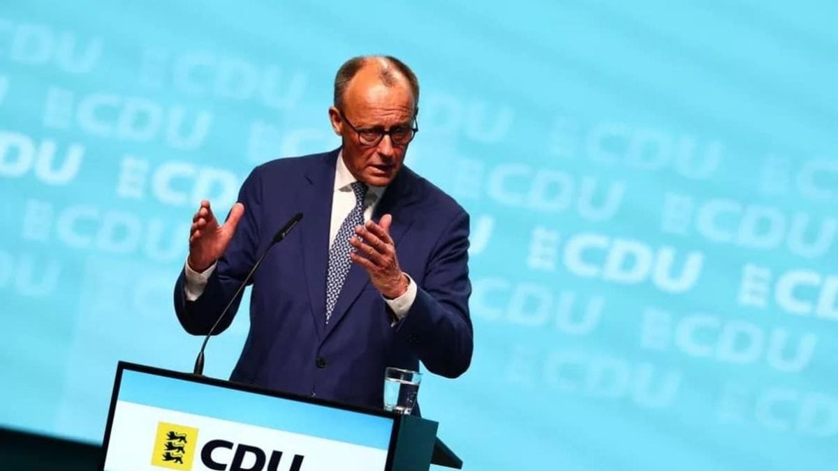 Njemački kancelar Friedrich Merz drži govor na konferenciji CDU-a u Stuttgartu, svibanj 2025.