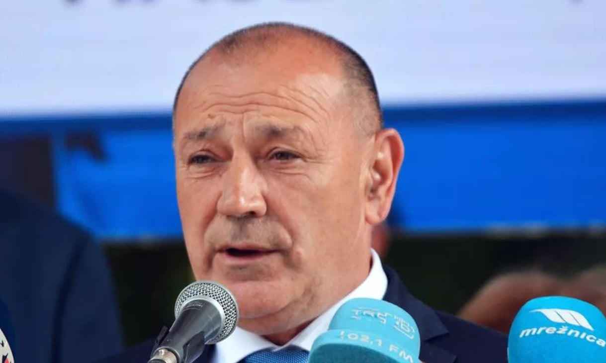 PlenkoviÄ u Karlovcu podržao MandiÄa i Furdek Hajdin