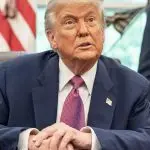 Predsjednik SAD-a Donald Trump govori u Ovalnom uredu Bijele kuće, Washington, 10. lipnja 2025.