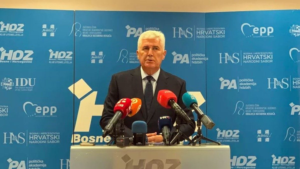 Dragan Čović u Mostaru 21. srpnja 2025. govori o zatvaranju Ureda visokog predstavnika i potrebi izmjene Izbornog zakona