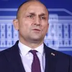 Zagreb, 11.07.2025. – Ministar obrane Ivan Anušić daje izjavu nakon djelomično zatvorene sjednice Odbora za obranu Hrvatskog sabora o obaveznom vojnom osposobljavanju.