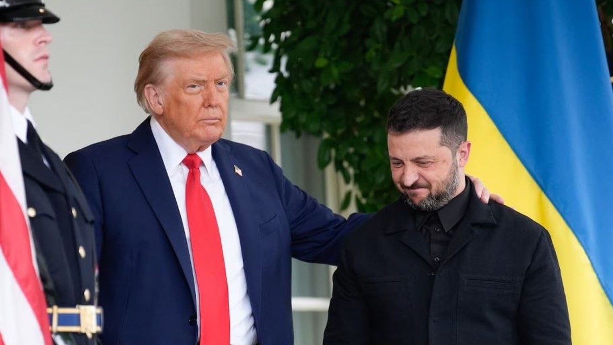 Donald Trump pozdravlja Volodimira Zelenskog prije sastanka s europskim čelnicima u Bijeloj kući, Washington, 18. kolovoza 2025.