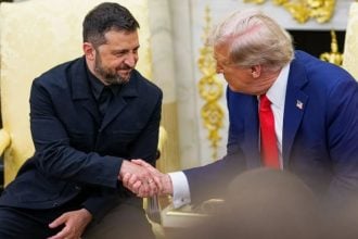 Donald Trump i Volodimir Zelenski na sastanku u Ovalnom uredu Bijele kuće, 18. kolovoza 2025.