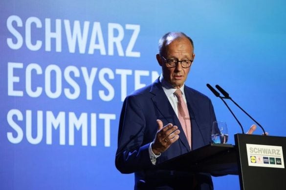 Njemački kancelar Friedrich Merz govori na summitu Schwarz Ecosystem u Berlinu, 26. rujna 2025.