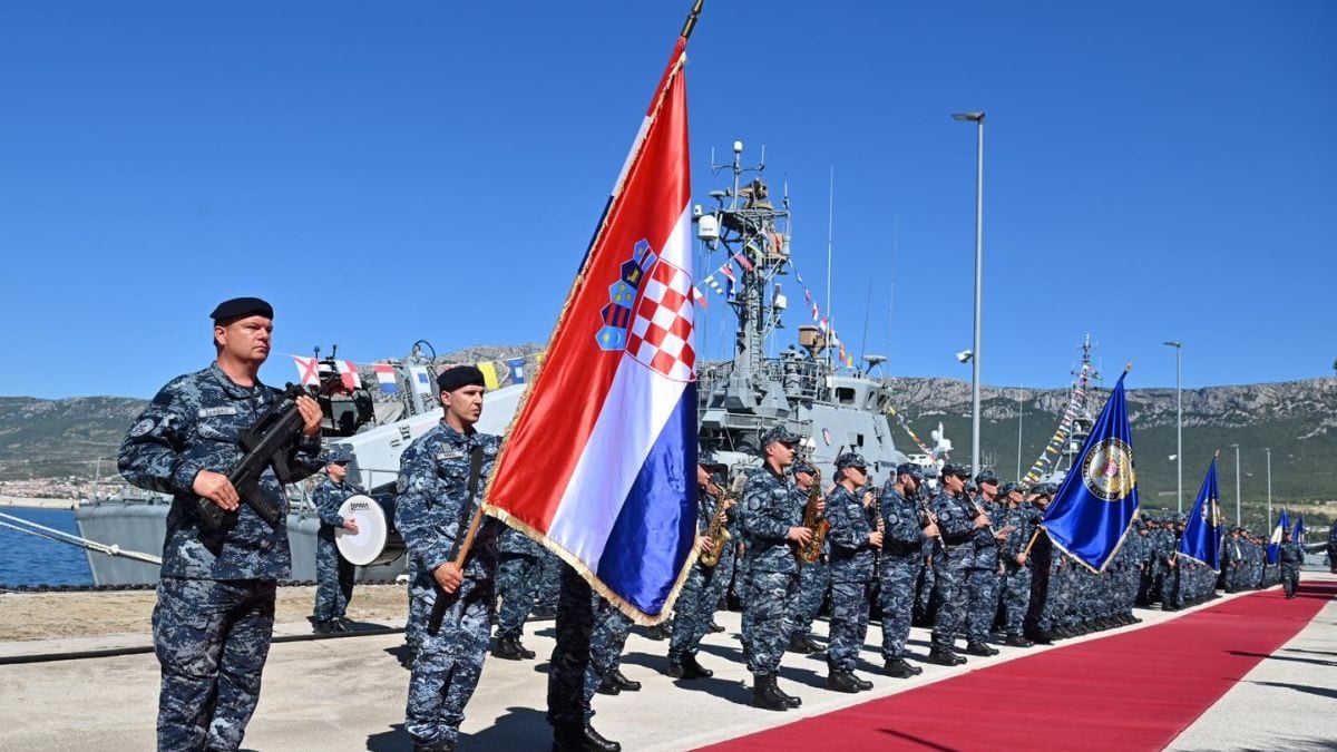 Obilježavanje 34. obljetnice Hrvatske ratne mornarice u Splitu, vojarna Admiral Sveto Letica - Barba, s naglaskom na modernizaciju i budućnost HRM-a