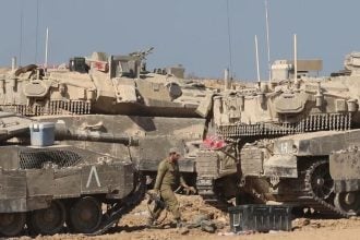 Izraelski tenkovi raspoređeni blizu granice s Pojasom Gaze, 17. rujna 2025.