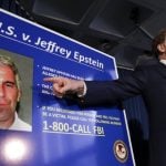 Geoffrey Berman govori na konferenciji o uhićenju Jeffreyja Epsteina, New York 2019.