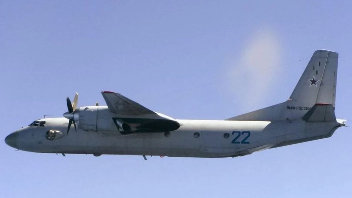 Ruski Antonov AN-26 fotografiran iz britanskog lovca Typhoon iznad Baltika 2015., srušio se 2018. u Siriji