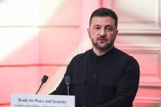 Ukrajinski predsjednik Volodimir Zelenski na konferenciji za novinare nakon sastanka Koalicije voljnih u Elizejskoj palači u Parizu, 4. rujna 2025.