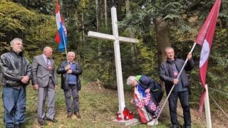 Komemoracija na Macelju uz molitvu i svijeće za žrtve iz 1945. godine