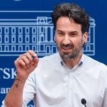 Saborski zastupnik Marin Miletić govori na konferenciji za medije u Hrvatskom saboru.