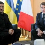 Predsjednik Ukrajine Volodimir Zelenski i francuski predsjednik Emmanuel Macron tijekom sastanka Europskog vijeća u Bruxellesu, 23. listopada 2025.
