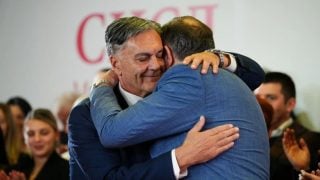 Siniša Karan slavi s Miloradom Dodikom nakon prvih izlaznih anketa u Banjoj Luci.