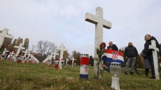 Komemoracija na Memorijalnom groblju žrtava Domovinskog rata u Vukovaru, 18. studenoga 2024.