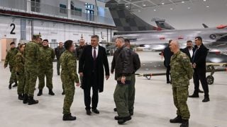 Predsjednik Republike Hrvatske i vrhovni zapovjednik Oružanih snaga Zoran Milanović tijekom posjeta Zapovjedništvu Hrvatskog ratnog zrakoplovstva u Zagrebu, 27. siječnja 2026.