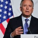 Američki posebni izaslanik Steve Witkoff govori na konferenciji za novinare u Elizejskoj palači u Parizu tijekom summita Koalicije voljnih o sigurnosnim jamstvima za Ukrajinu.