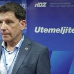 Ivica Tafra, predsjednik Zajednice utemeljitelja HDZ-a “Dr. Franjo Tuđman”, govori na tribini o sigurnosnim izazovima Hrvatske u Zagrebu, 26. ožujka 2025.