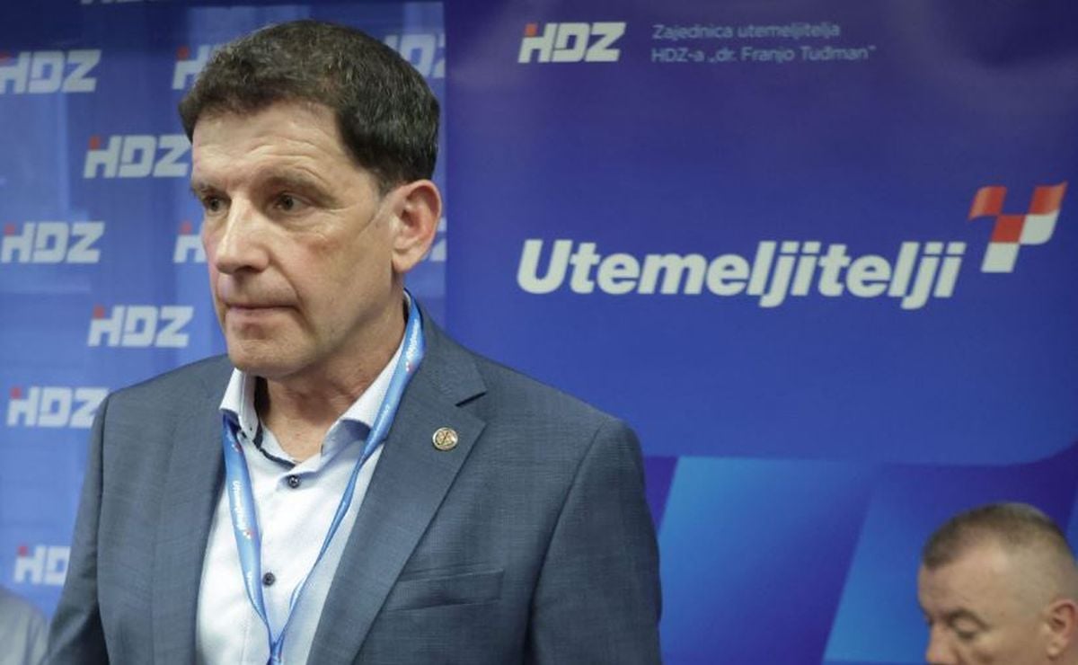 Utemeljitelji HDZ-a žestoko udarili po Olujiću