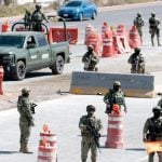 Pripadnici meksičke vojske osiguravaju prilaze zračnoj luci Guadalajara u Jaliscou nakon operacije u kojoj je ubijen vođa kartela Jalisco, veljača 2026.