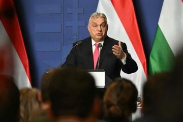 Viktor Orban govori na godišnjoj konferenciji za medije u samostanu Karmelita u Budimpešti, sjedištu mađarske vlade.