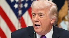 Američki predsjednik Donald Trump govori na okruglom stolu u kompleksu Bijele kuće u Washingtonu.