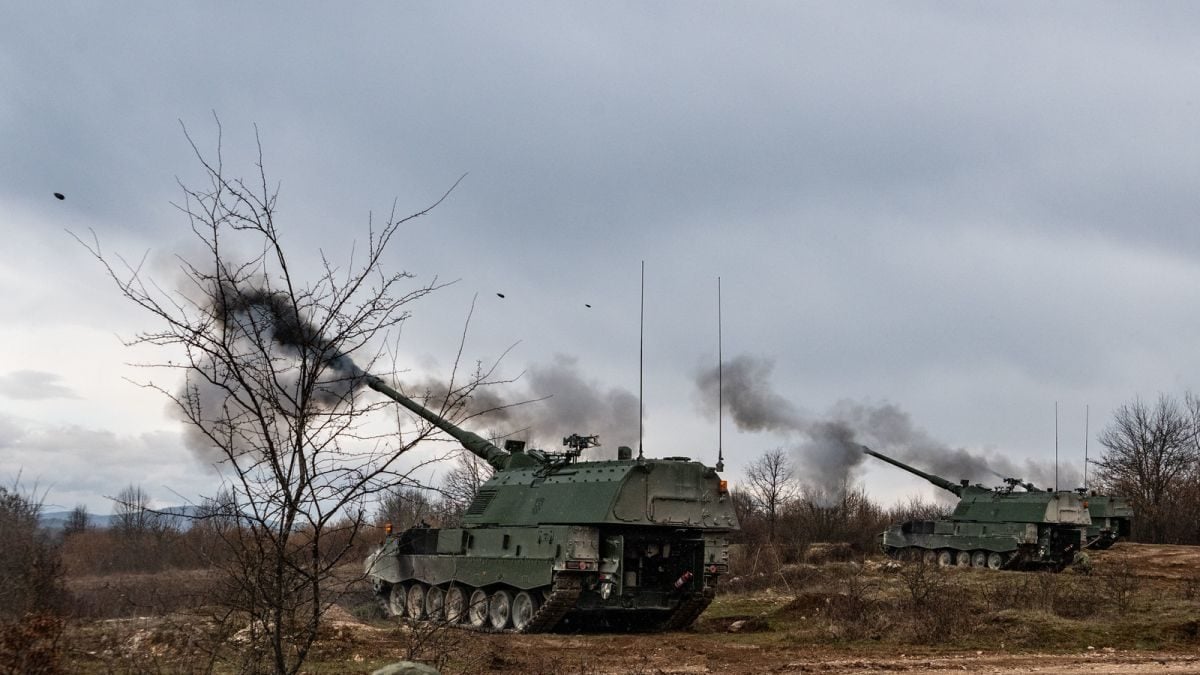 Topničko bojno gađanje 2. bitnice Samohodne haubičke bojne na poligonu Eugen Kvaternik kod Slunja 12. ožujka 2026. u uvjetima koji simuliraju stvarne borbene okolnosti.