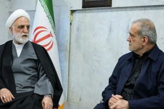 Sastanak Privremenog vijeća vodstva u Teheranu na kojem sudjeluju predsjednik Masoud Pezeškian i čelnik pravosuđa Gholamhossein Mohseni Ejei.