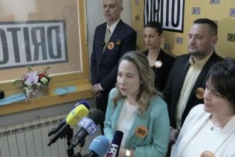 Nino Raspudić, Marija Selak Raspudić, Pero Guberac i Dragana Turkalj na predstavljanju Deklaracije stranke Drito u Zagrebu 12. ožujka 2026.