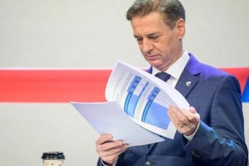 Slovenski premijer Robert Golob uoči posljednje televizijske debate u Ljubljani pred parlamentarne izbore