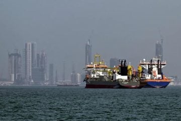 Komercijalni brodovi uz obalu Dubaija nakon novih napada na trgovačka plovila u Perzijskom zaljevu.