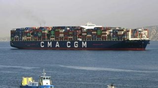 Kontejnerski brod kompanije CMA CGM uplovljava u luku Marseille