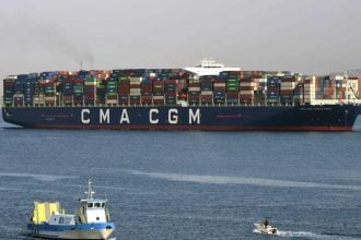 Kontejnerski brod kompanije CMA CGM uplovljava u luku Marseille
