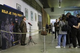 Dan otvorenih vrata Hrvatskog vojnog učilišta u Zagrebu privukao velik broj građana i maturanata