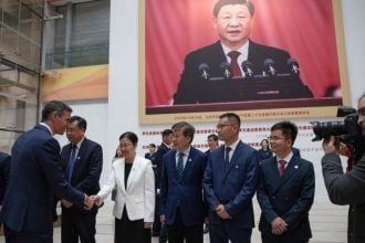 Pedro Sanchez dolazi na Sveučilište Kineske akademije znanosti u Pekingu tijekom trodnevnog posjeta Kini.