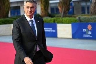 Andrej Plenković dolazi na neformalni sastanak Europskog vijeća u Ayia Napi.