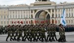 Ruski vojnici počasne straže na probi parade za Dan pobjede u Sankt Peterburgu