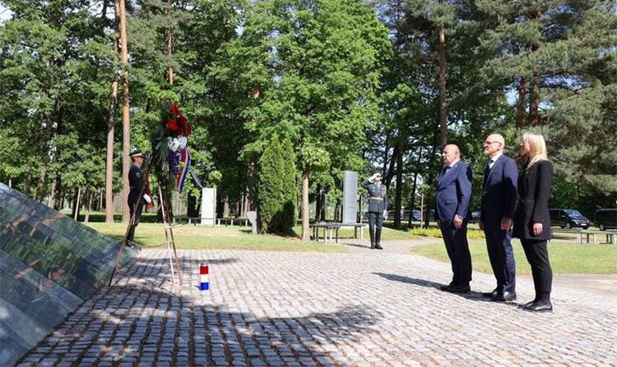 Hrvatska preuzela od Slovenije posmrtne ostatke 500 žrtava poratnih likvidacija