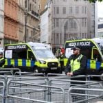 Policajci osiguravaju skup pristaša Tommyja Robinsona u Londonu